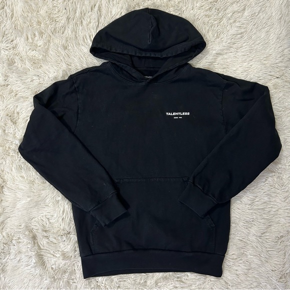 ◾️Talentless Circle Logo Black Hoodie - Picture 3 of 13